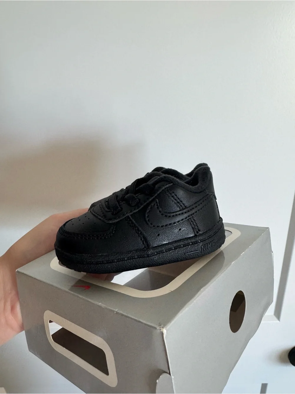 Nike Force 1 Crib Baby Bootie Sneakers Size 2c NWT